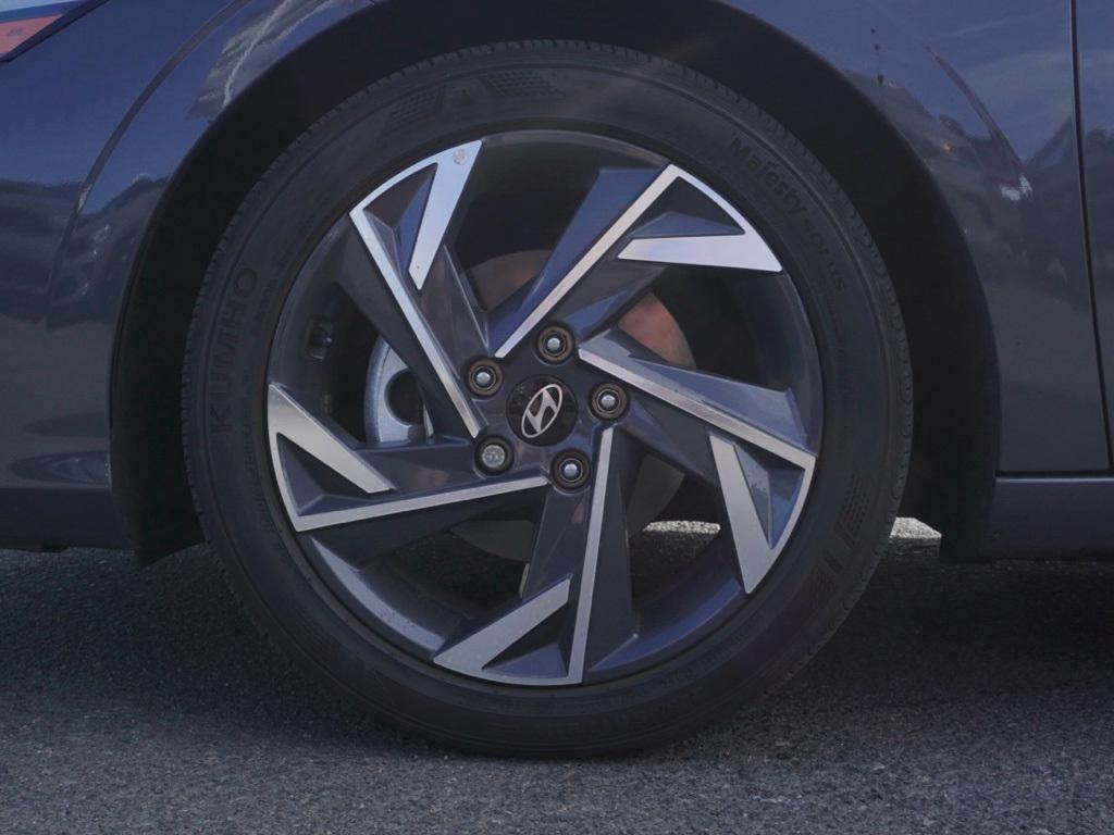 used 2025 Hyundai Elantra car, priced at $21,310
