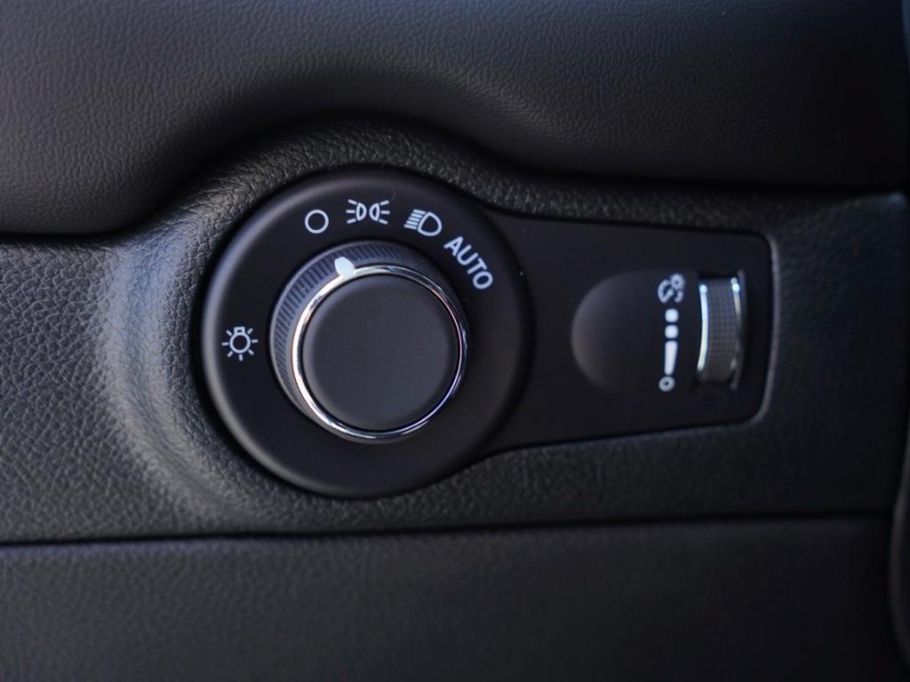 new 2025 Dodge Durango car, priced at $35,168