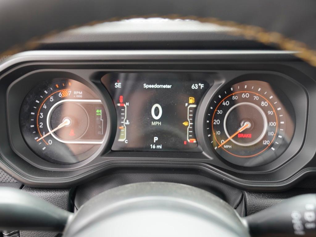 new 2025 Jeep Wrangler car, priced at $100,385