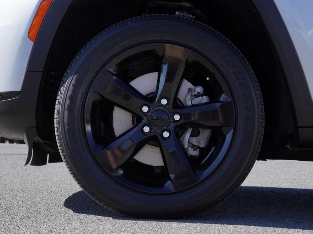 used 2023 Jeep Grand Cherokee L car, priced at $30,139