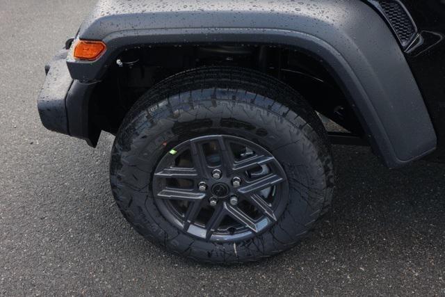 new 2025 Jeep Wrangler car, priced at $37,585