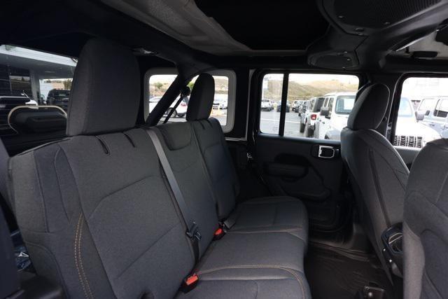 new 2025 Jeep Wrangler car, priced at $37,585