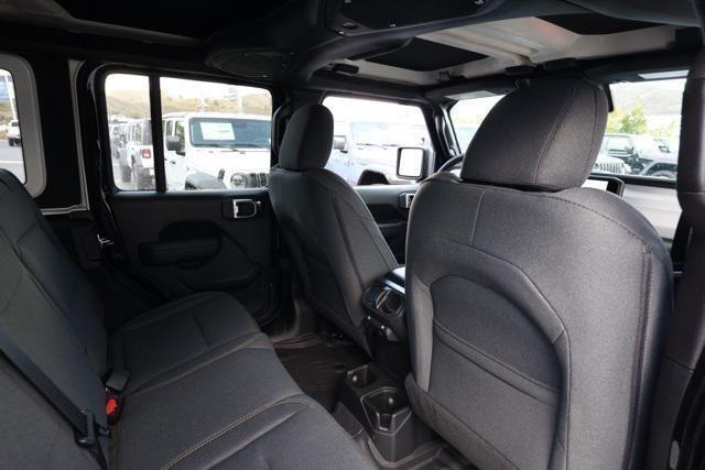 new 2025 Jeep Wrangler car, priced at $37,585