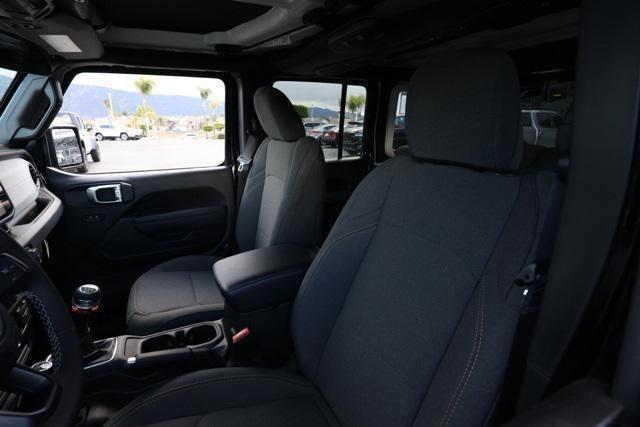 new 2025 Jeep Wrangler car, priced at $37,585