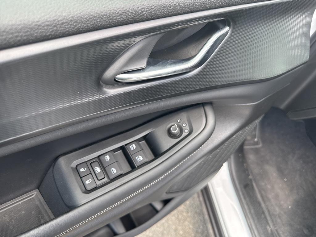 new 2025 Jeep Grand Cherokee L car, priced at $38,447