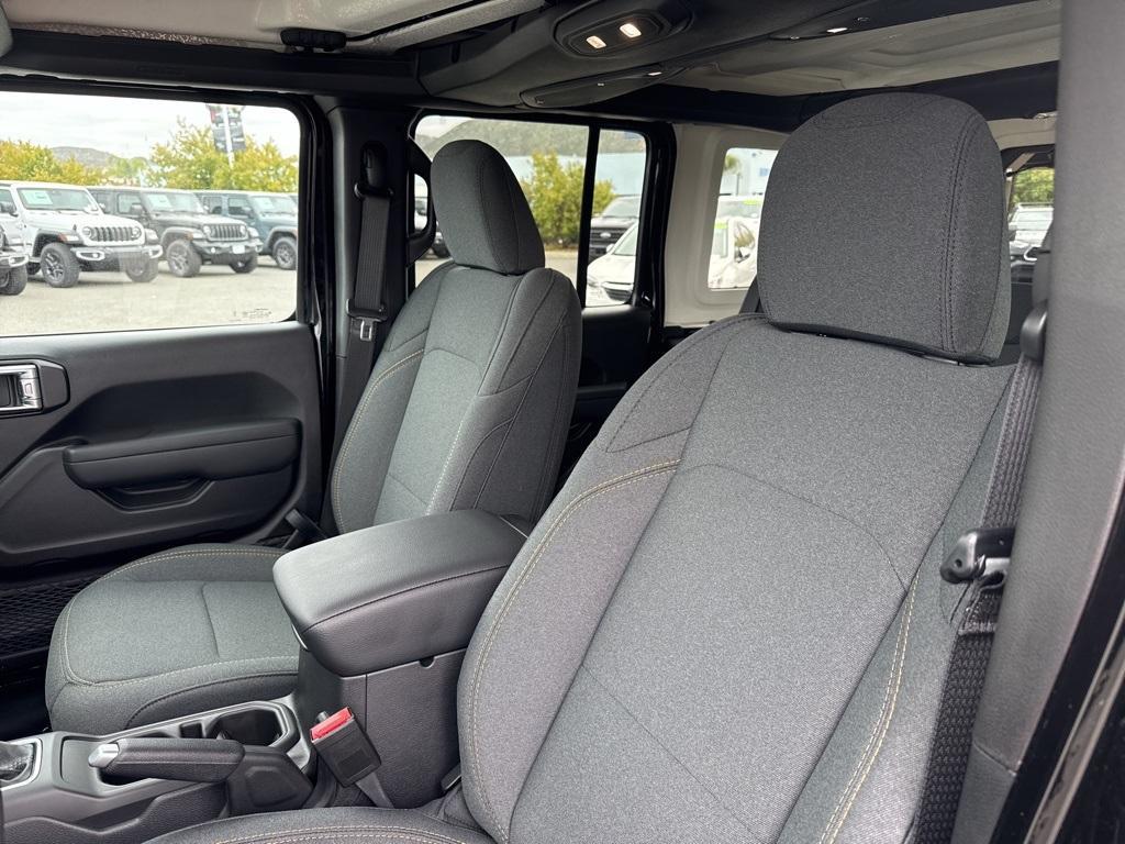 new 2025 Jeep Wrangler car, priced at $35,703