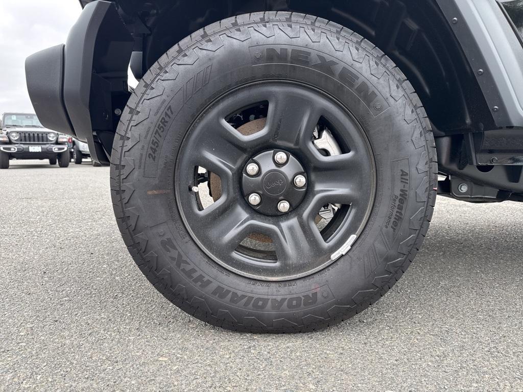 new 2025 Jeep Wrangler car, priced at $35,703