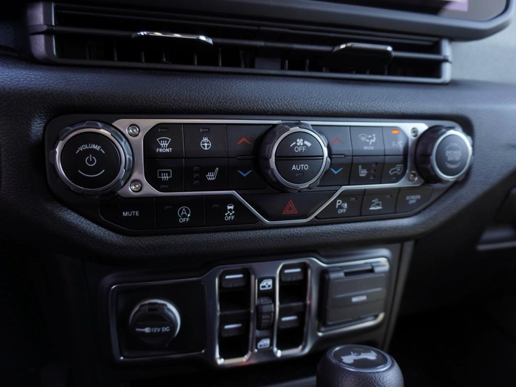 new 2024 Jeep Wrangler car, priced at $37,458
