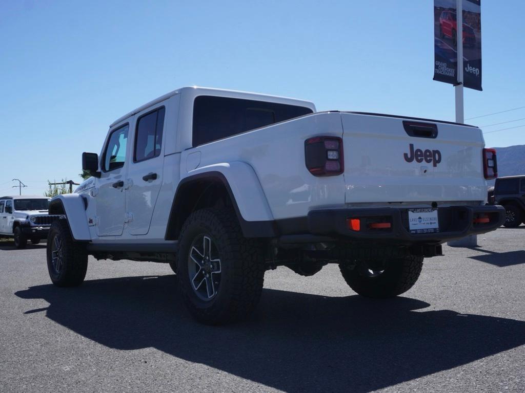 new 2025 Jeep Gladiator car, priced at $47,807