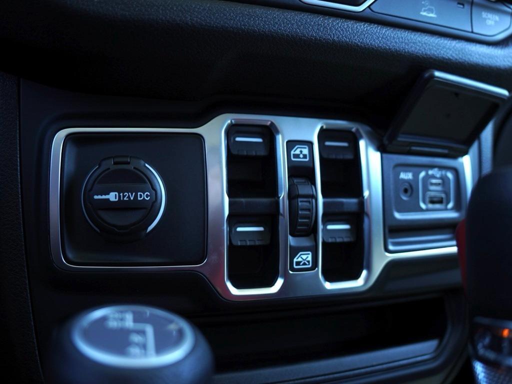 new 2025 Jeep Wrangler car, priced at $35,893