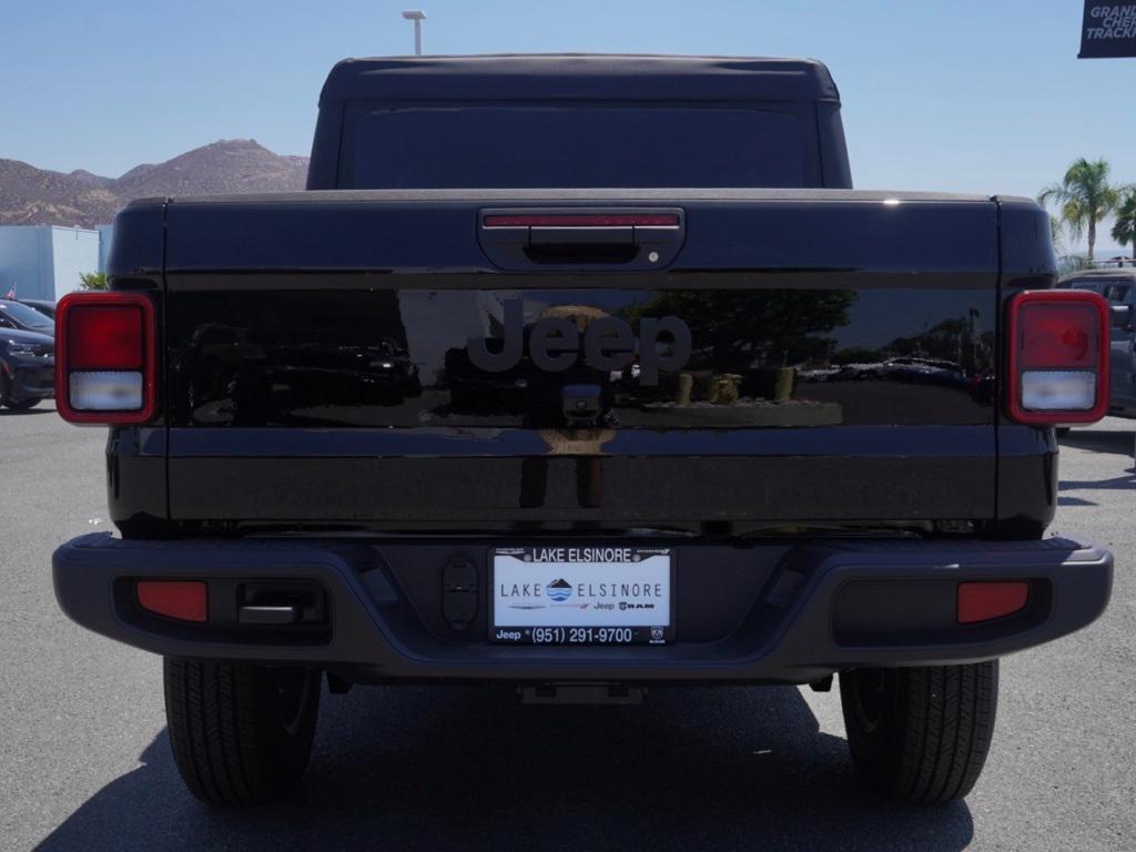 new 2025 Jeep Gladiator car, priced at $35,622