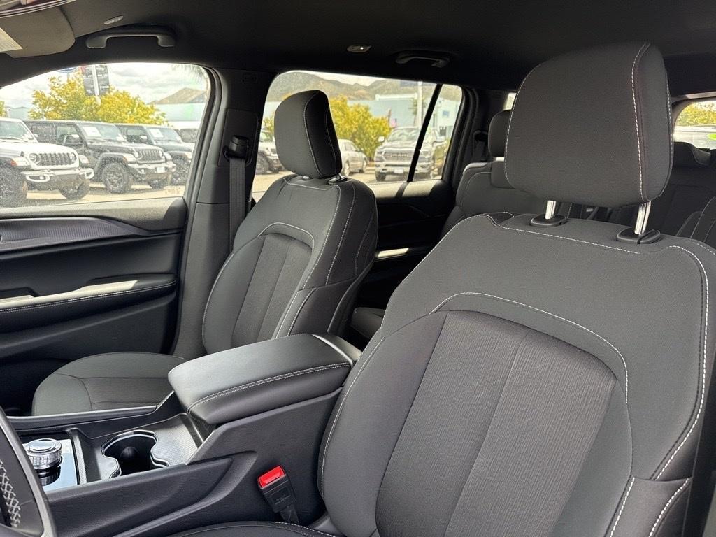 new 2025 Jeep Grand Cherokee L car, priced at $34,857
