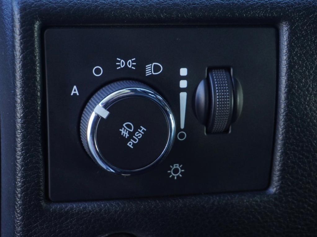 used 2022 Jeep Grand Cherokee WK car, priced at $25,255