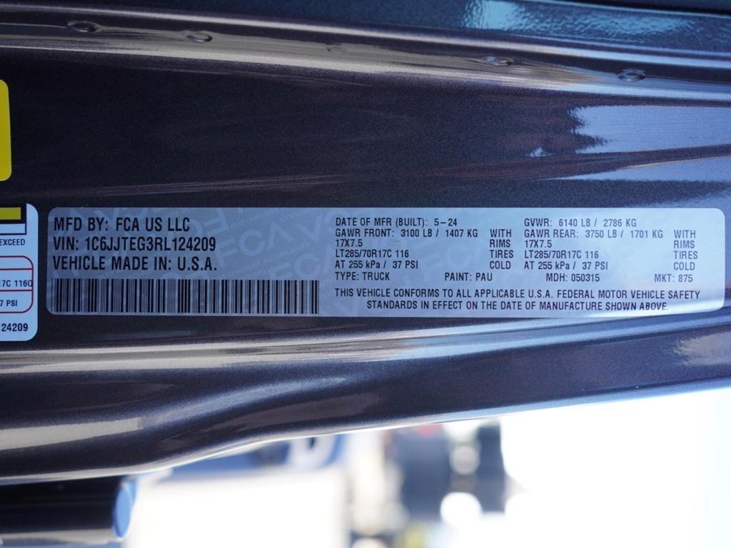 used 2024 Jeep Gladiator car, priced at $45,676