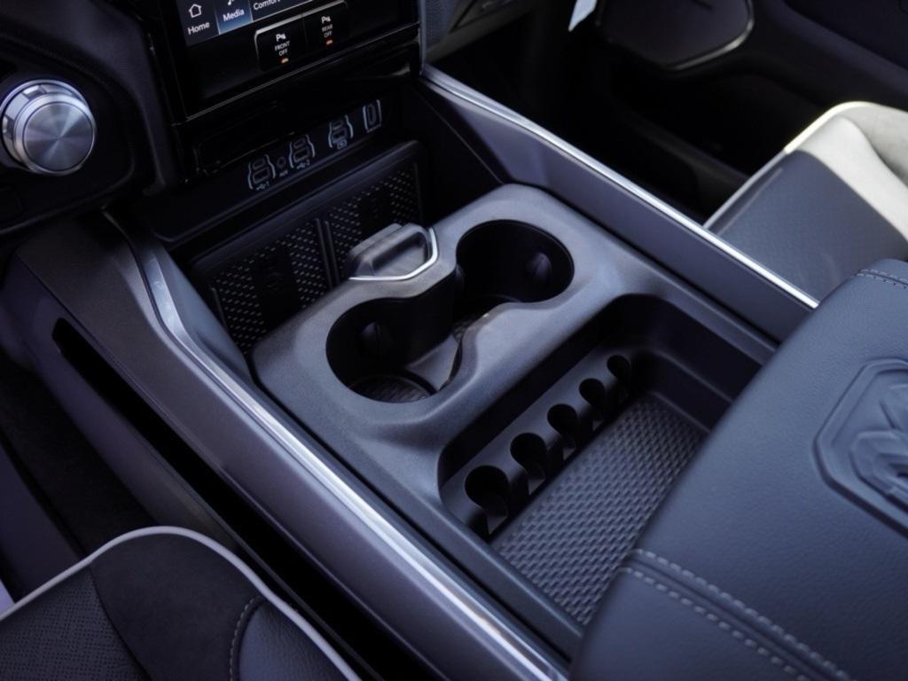 new 2025 Ram 1500 car, priced at $61,659