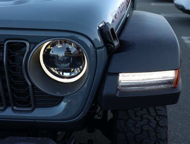 new 2025 Jeep Wrangler car, priced at $47,730