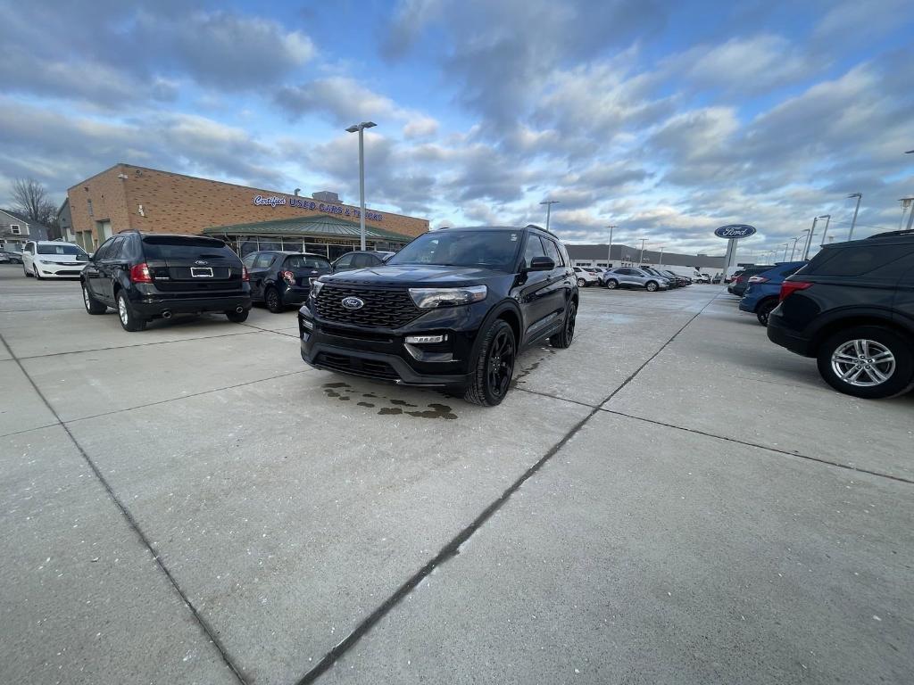 used 2023 Ford Explorer car, priced at $37,926