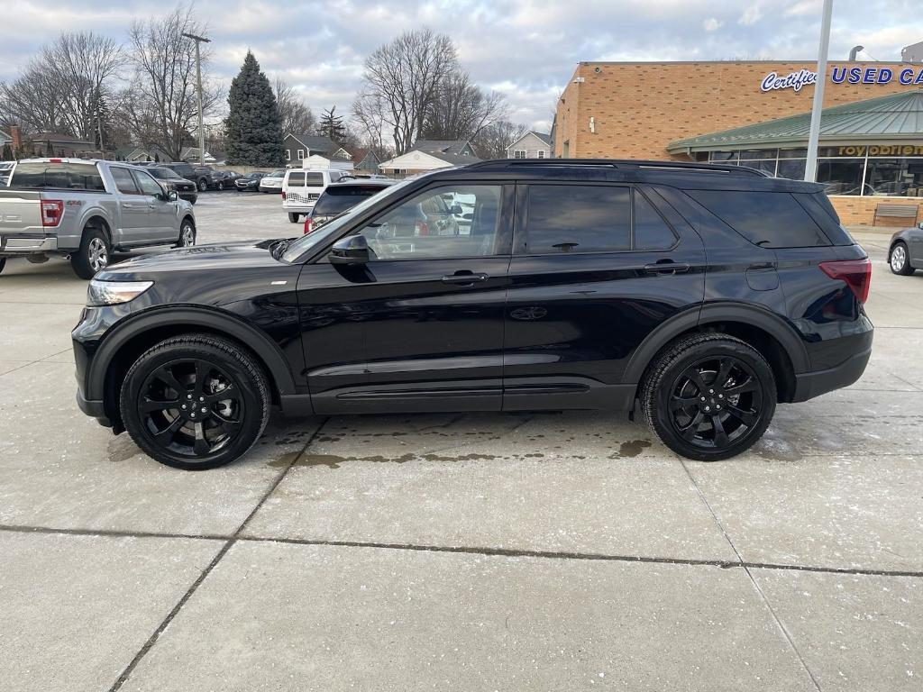 used 2023 Ford Explorer car, priced at $37,926