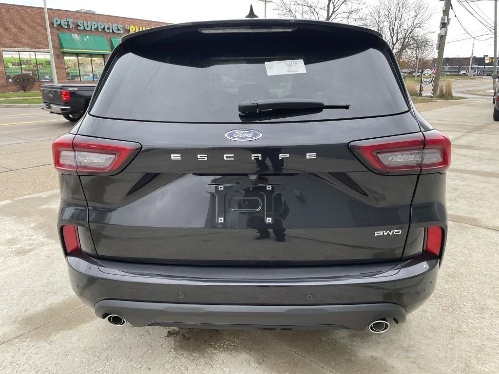 new 2025 Ford Escape car, priced at $38,100