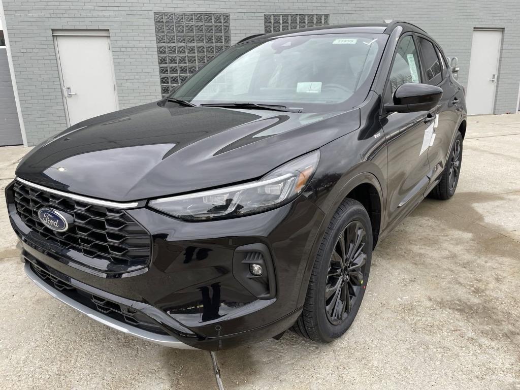 new 2025 Ford Escape car, priced at $38,100