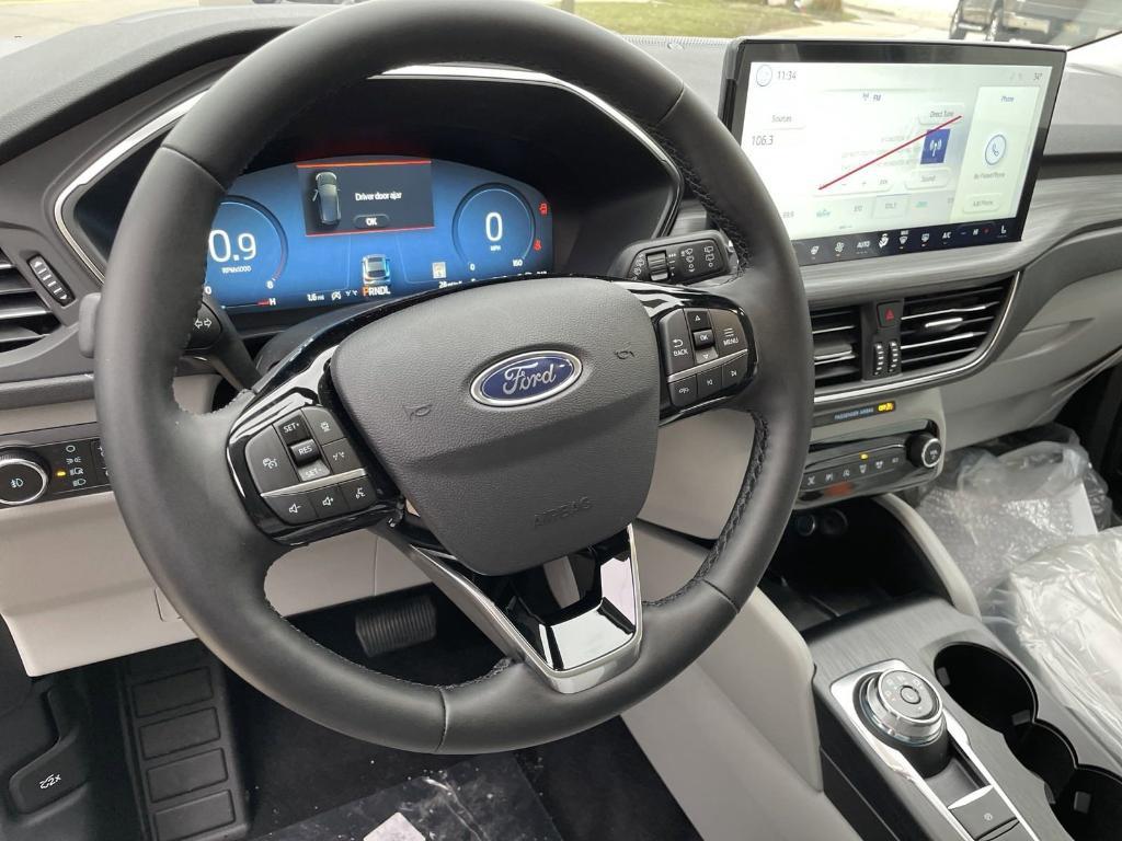 new 2025 Ford Escape car, priced at $38,850