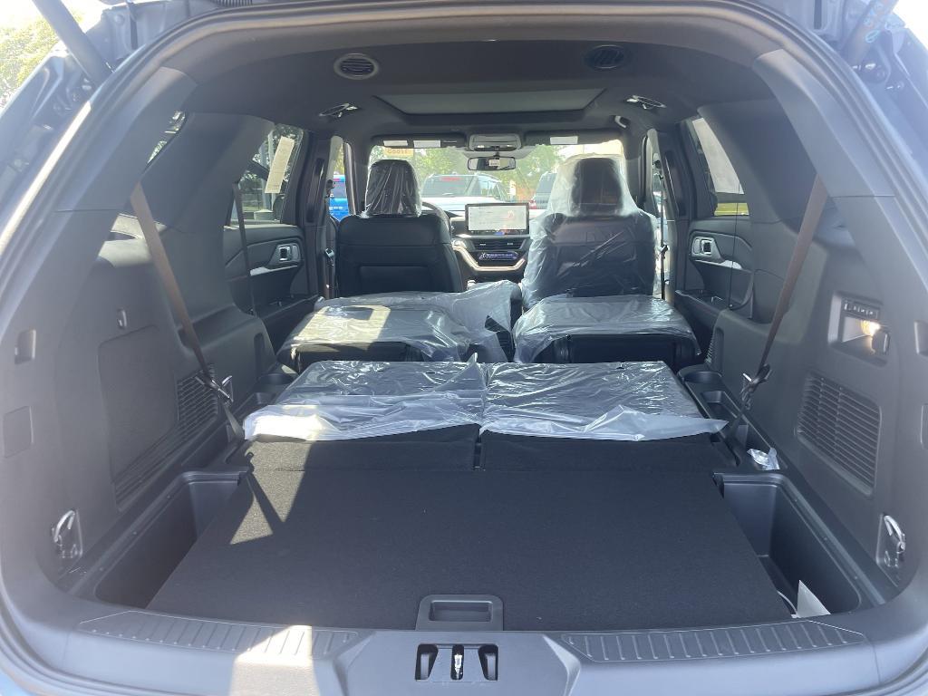 new 2025 Ford Explorer car, priced at $58,141