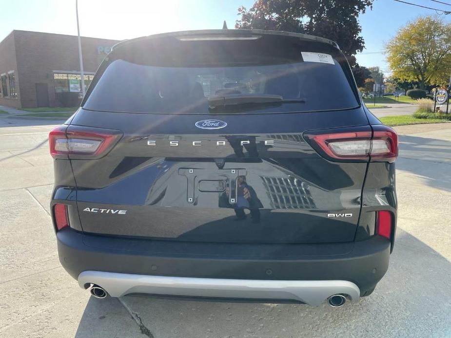 new 2025 Ford Escape car, priced at $31,848