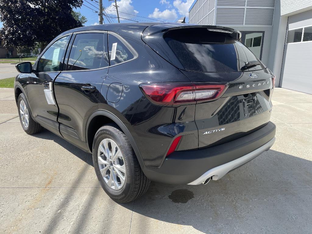 new 2025 Ford Escape car, priced at $32,354
