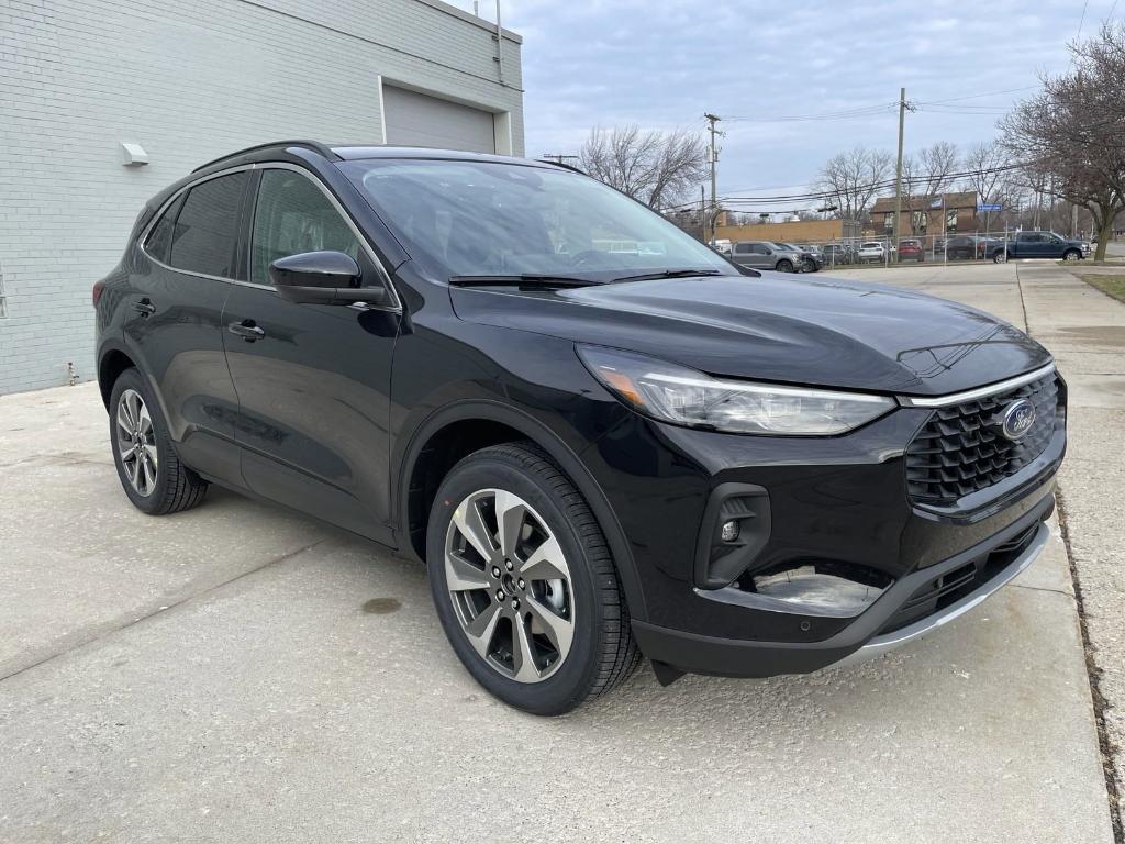 new 2025 Ford Escape car, priced at $38,850