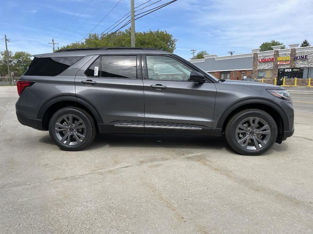 new 2025 Ford Explorer car, priced at $44,949
