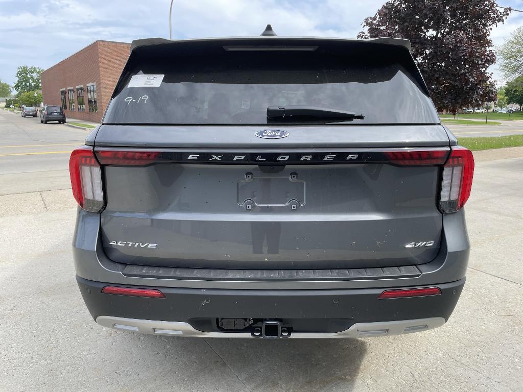 new 2025 Ford Explorer car, priced at $44,949