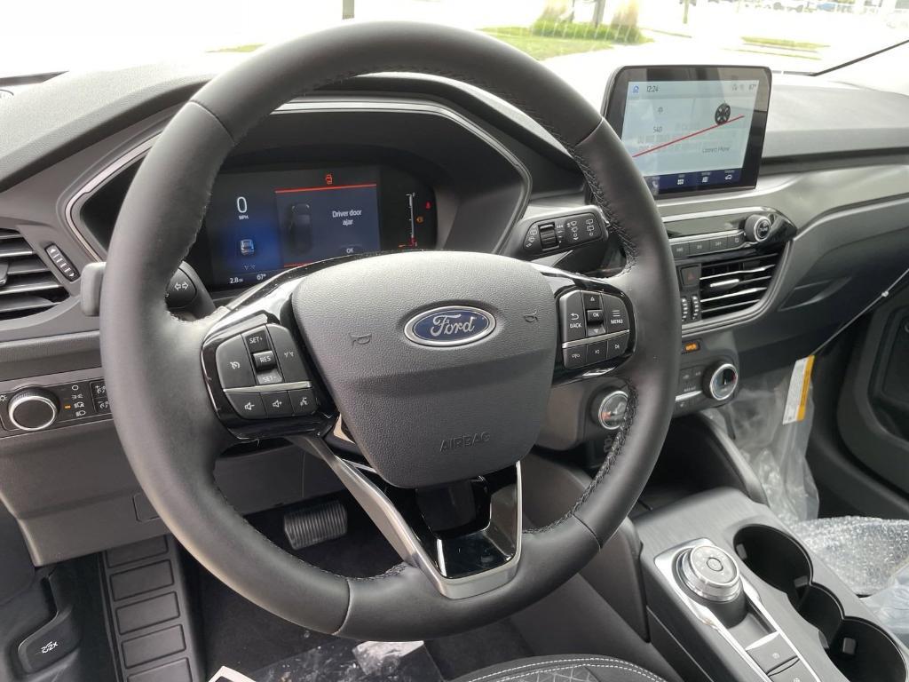 new 2025 Ford Escape car, priced at $30,864