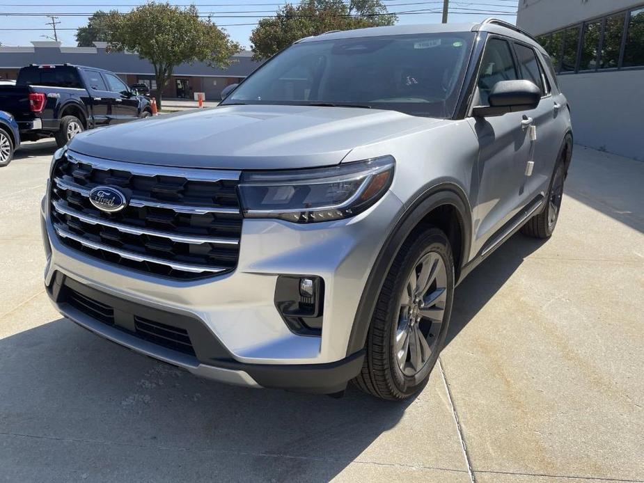 new 2025 Ford Explorer car, priced at $46,444