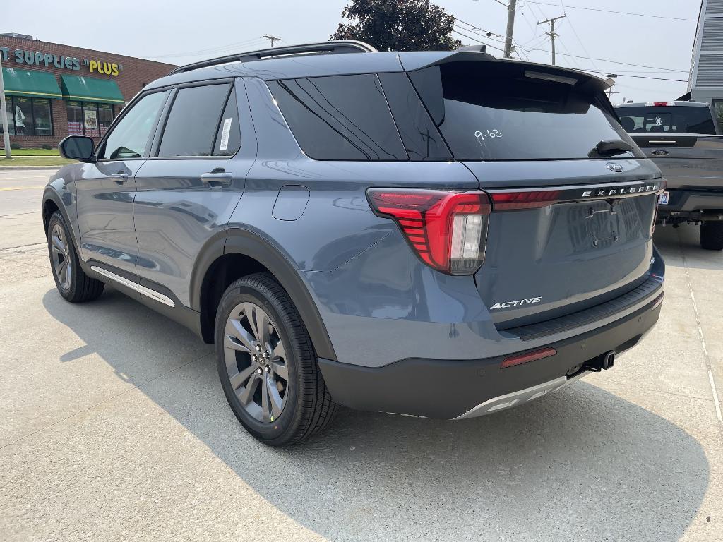 new 2025 Ford Explorer car, priced at $45,935