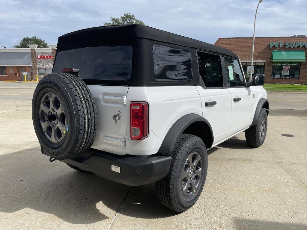 new 2025 Ford Bronco car, priced at $45,069