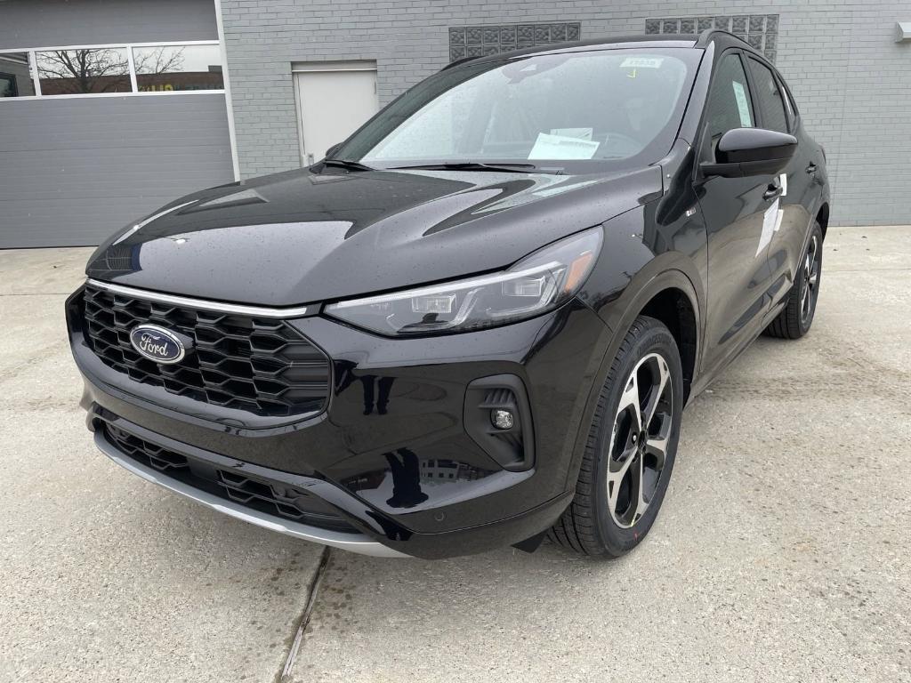 new 2025 Ford Escape car, priced at $37,925