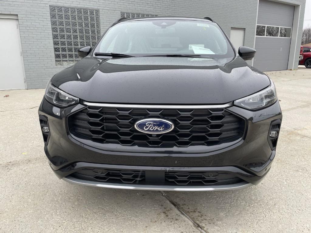 new 2025 Ford Escape car, priced at $37,925