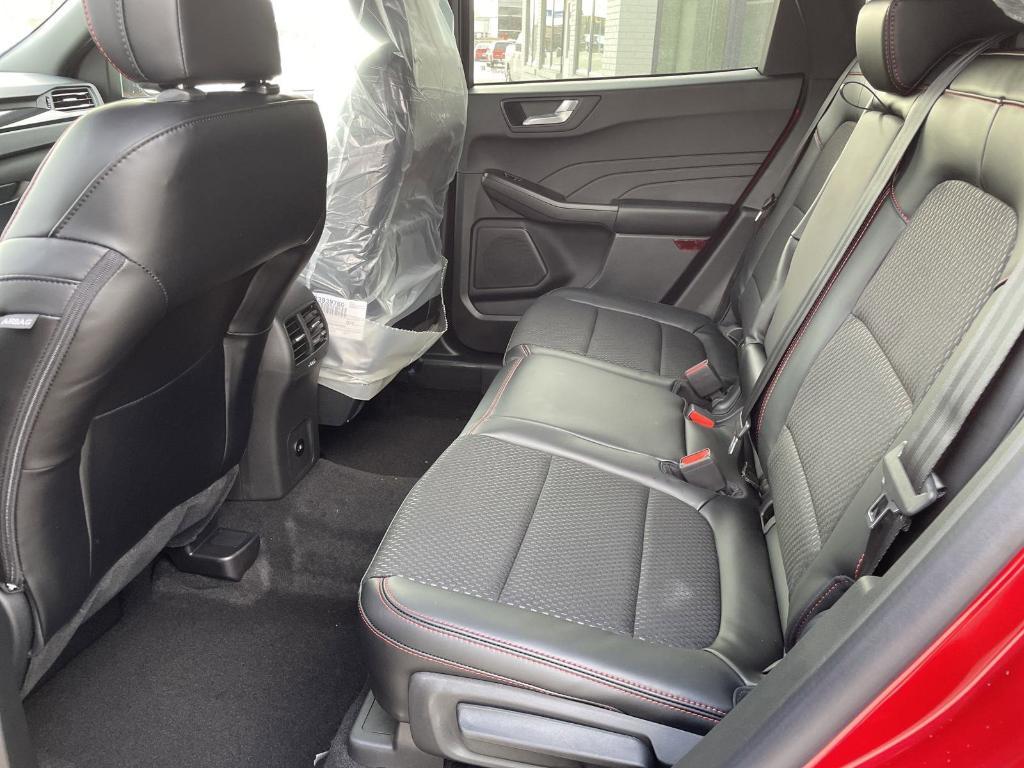 new 2025 Ford Escape car, priced at $33,383