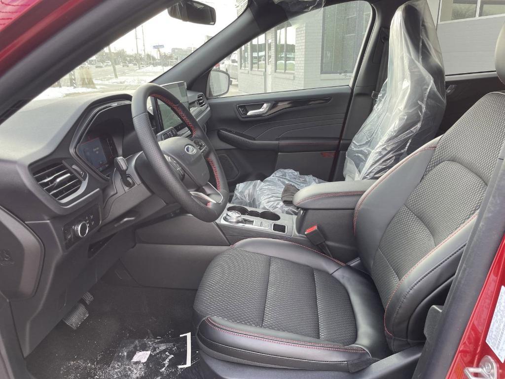 new 2025 Ford Escape car, priced at $33,383