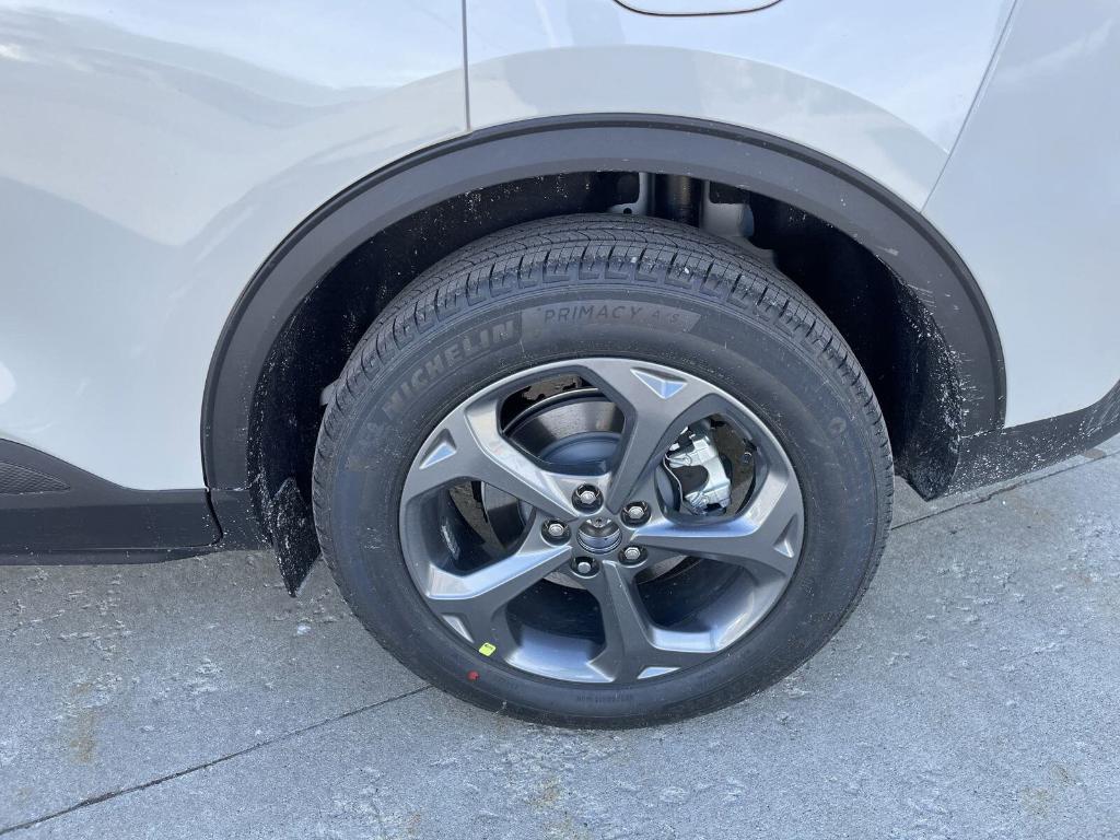 new 2025 Ford Escape car, priced at $33,832