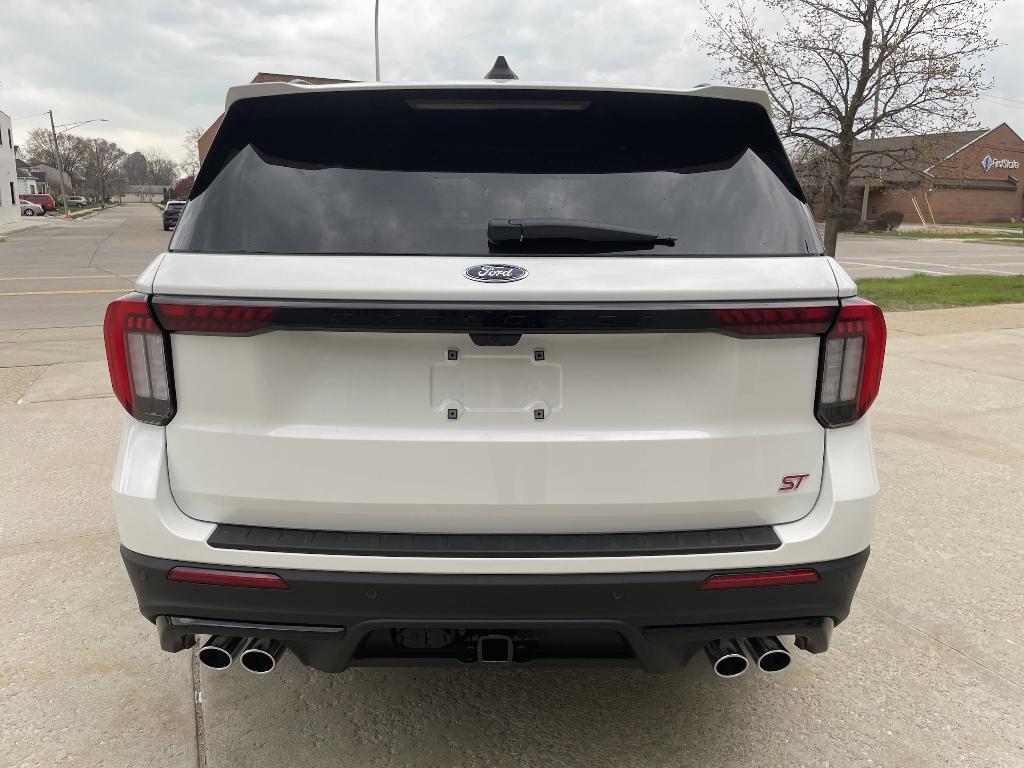 new 2025 Ford Explorer car, priced at $57,838