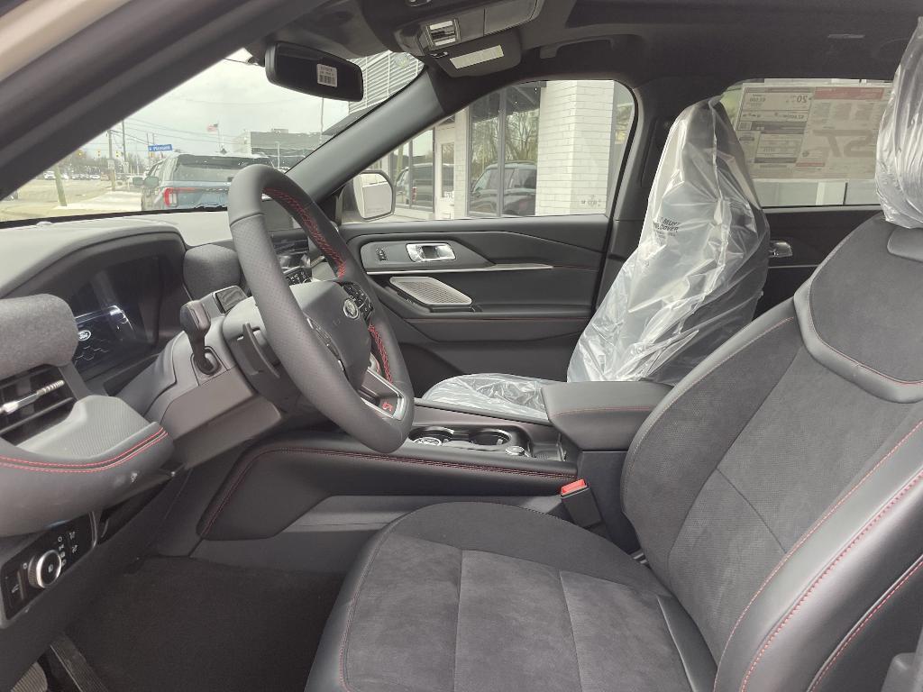 new 2025 Ford Explorer car, priced at $57,838