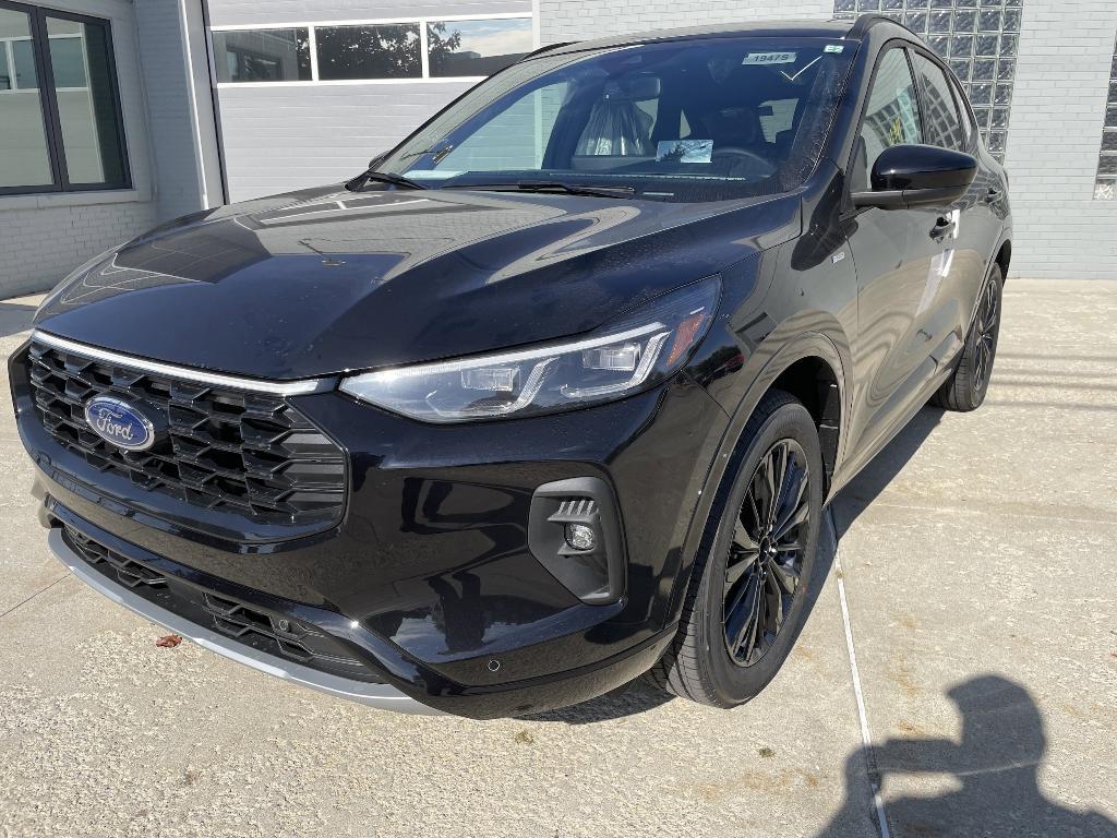 new 2025 Ford Escape car, priced at $39,775