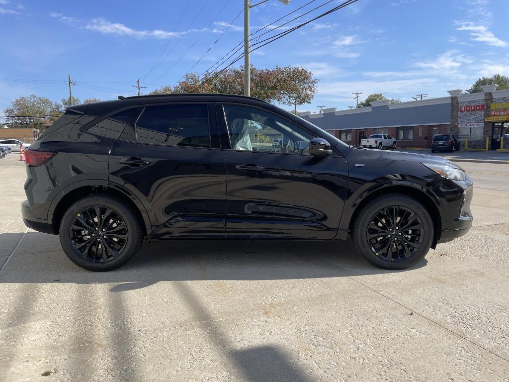 new 2025 Ford Escape car, priced at $39,775