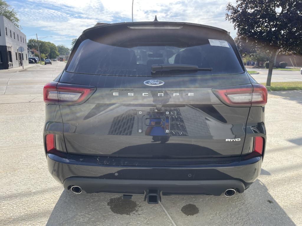new 2025 Ford Escape car, priced at $39,775