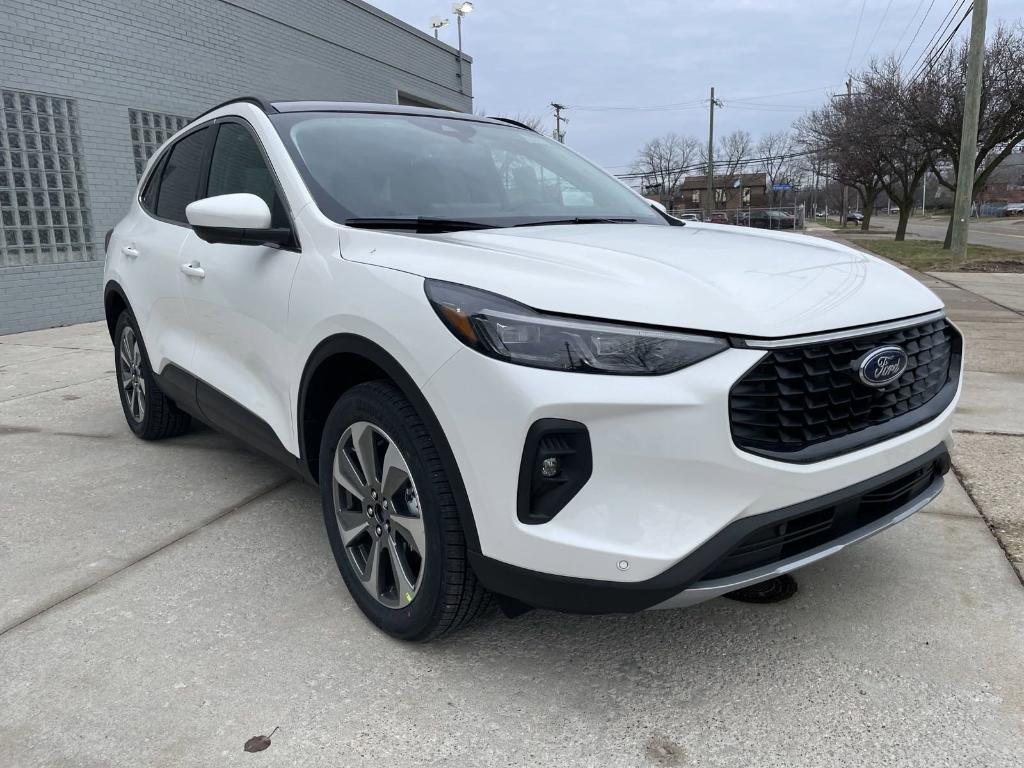 new 2025 Ford Escape car, priced at $39,743