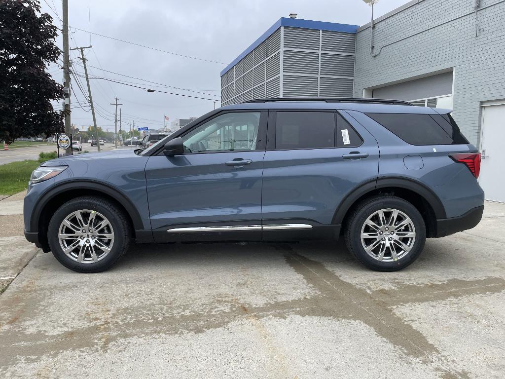 new 2025 Ford Explorer car, priced at $46,282