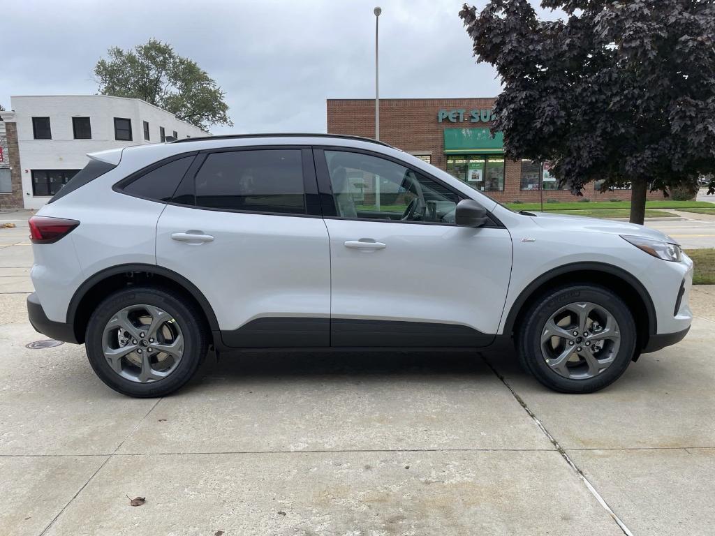 new 2025 Ford Escape car, priced at $34,138