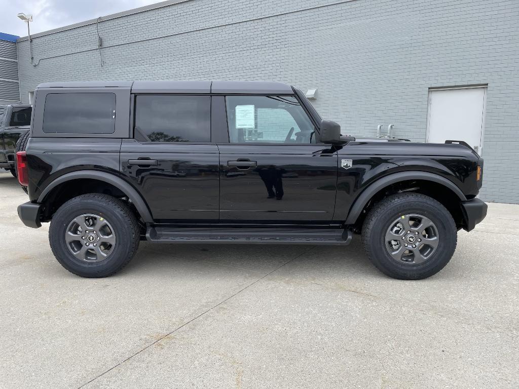 new 2025 Ford Bronco car, priced at $43,533