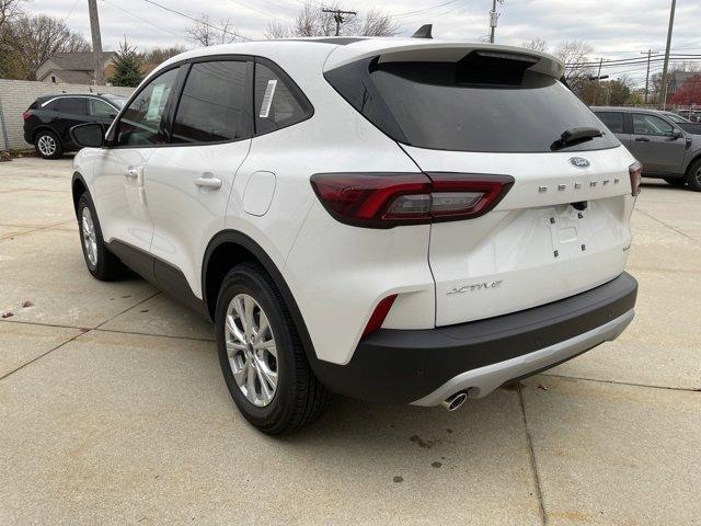 new 2025 Ford Escape car, priced at $31,990